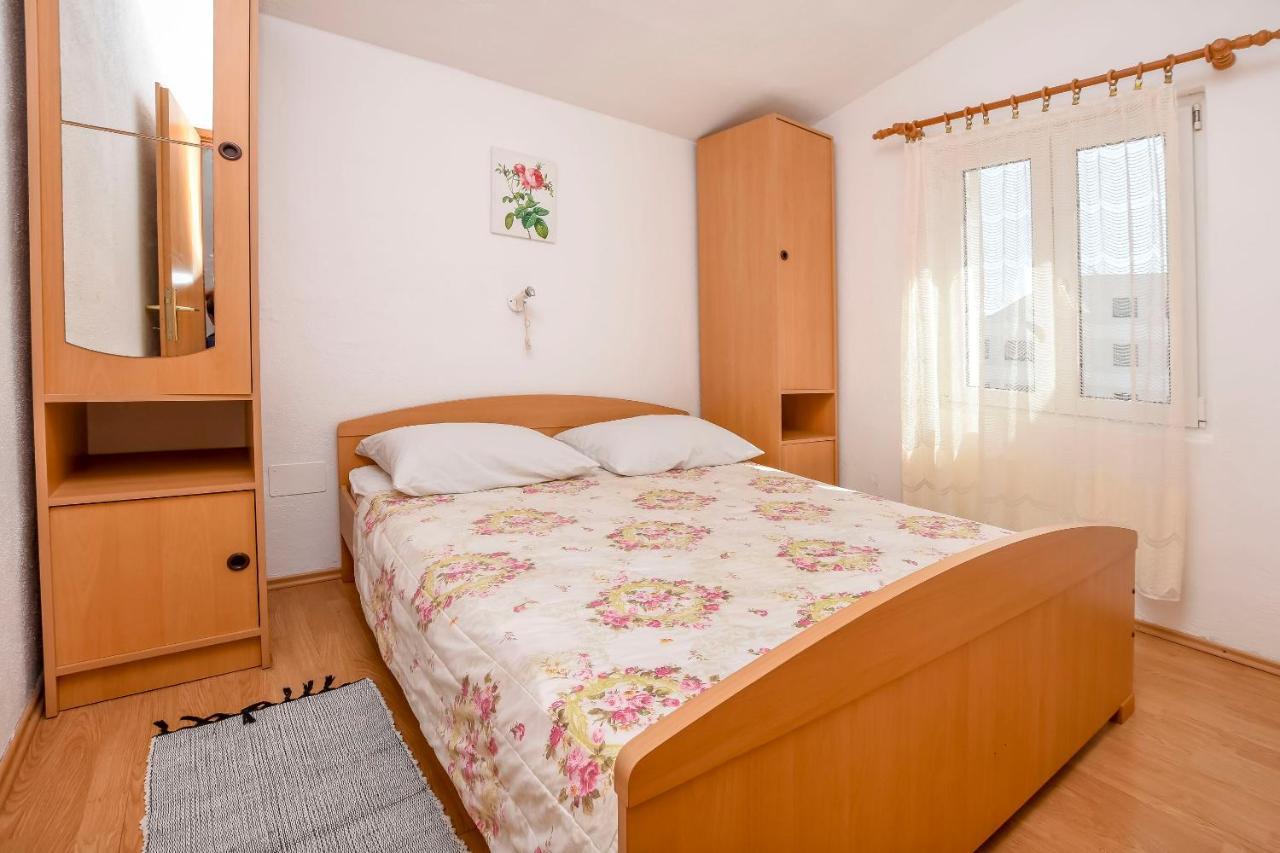 Apartments Karleusa Рогозница Екстериор снимка