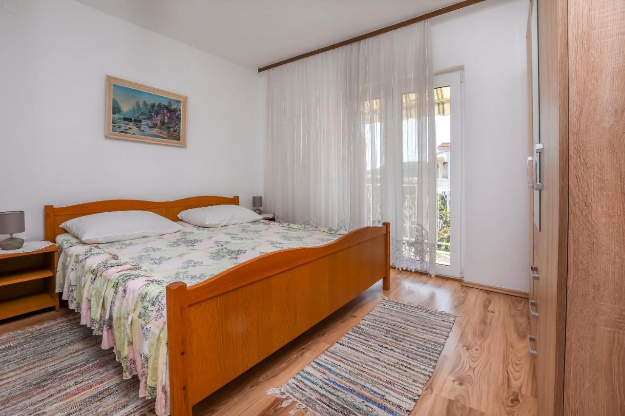 Apartments Karleusa Рогозница Екстериор снимка